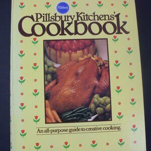 Vintage Pillsbury Kitchens' 1979 (1984) Ring Binder Cookbook